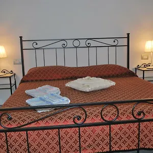 https://torre-scola-la-spezia.hotelitalianriviera.com